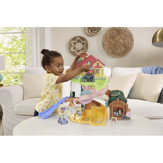 VTech, Bluey Road Trip Electronic Playset, Includes Heeler 4WD Car